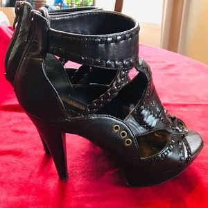 Chinese Laundry, size 6.5, brown heels